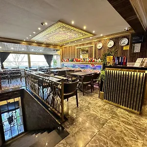 3* فندق Maranda
